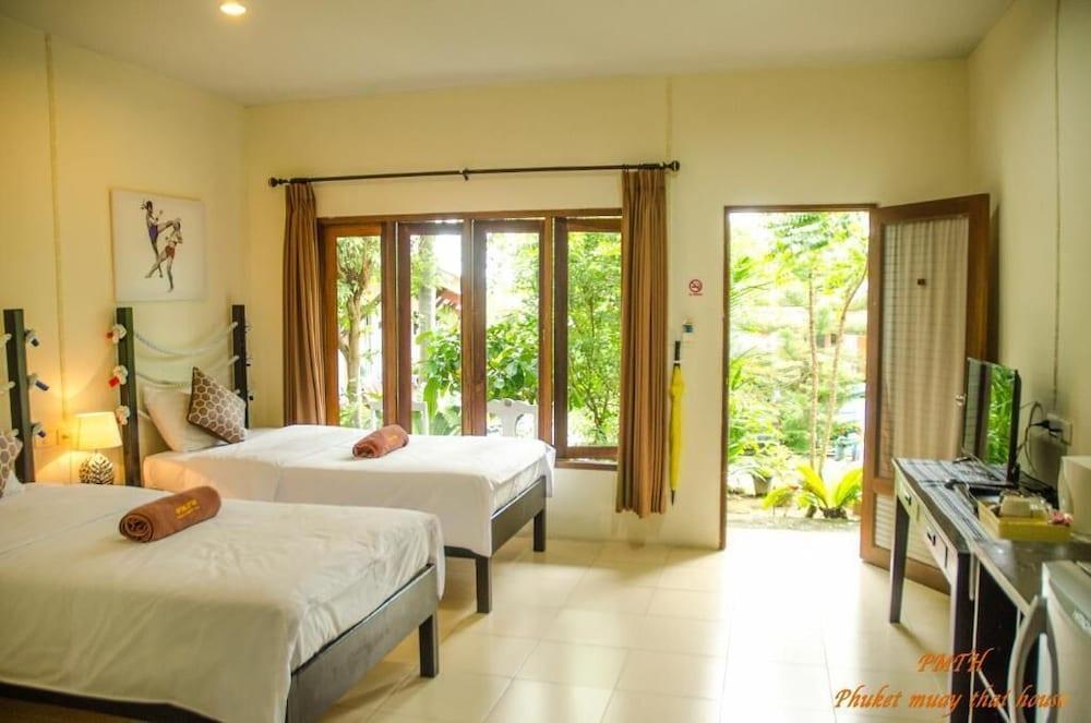 Phuket Muay Thai House Hotel Rawai ภายนอก รูปภาพ